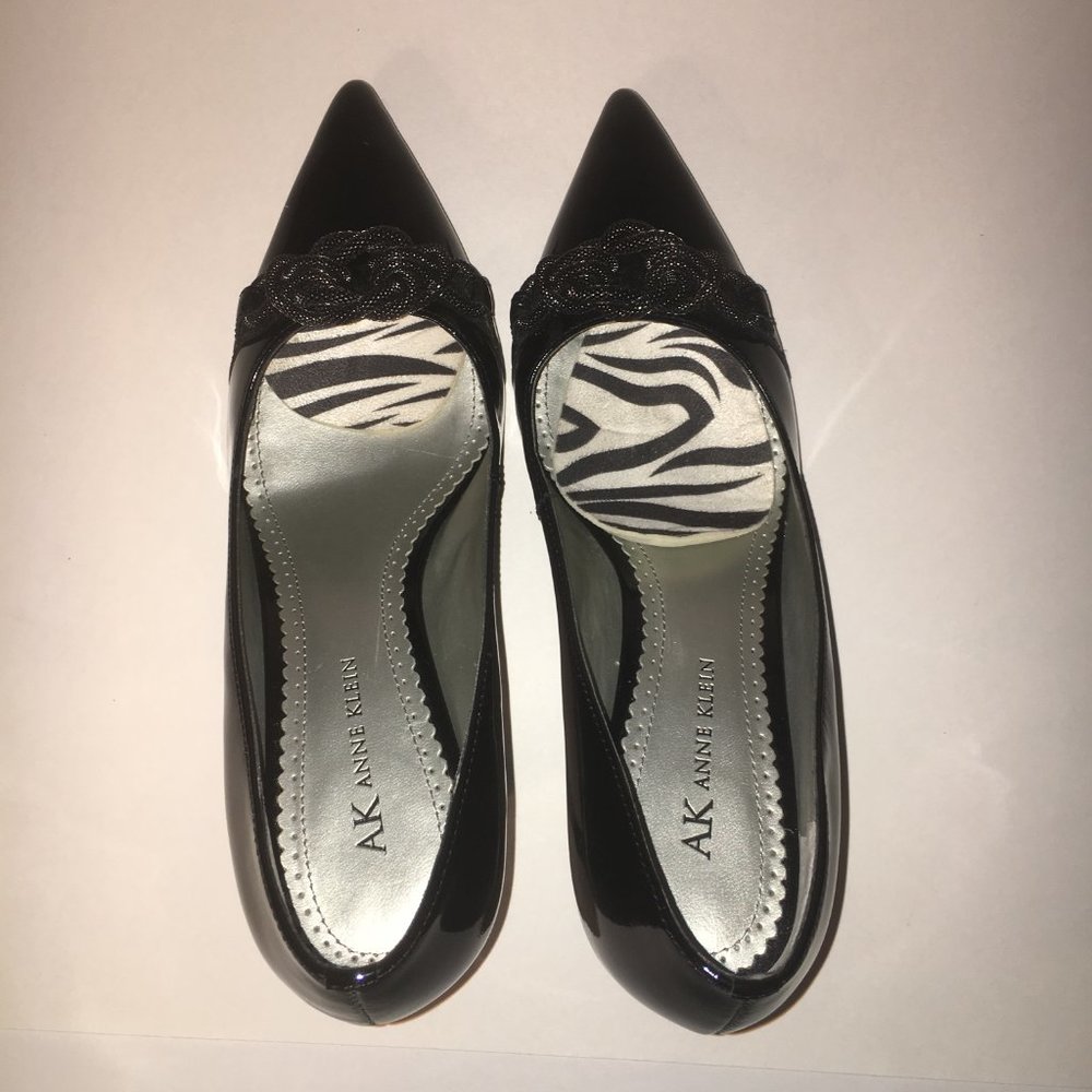 AK Anne Klein 'Westford'  black patent leather 8M - Picture 2 of 7